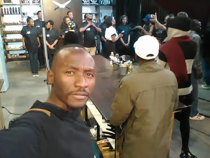 Co-producer-Eddie-Ndhlovu-on-the-Battle-Of-The-Chefs-Harare-set-during-the-filming-of-Cook-Off-the-Movie...-Eddie-Ndhlovu-creator-of-VIVA-Wenera-gave-free-access-to-Wenera-locations-and-sets #NetflixZimbabwe
