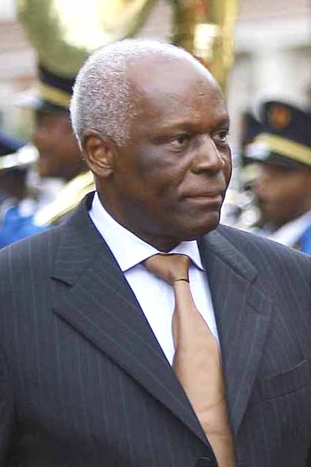 José_Eduardo_dos_Santos_2 Angola’s former president Dos Santos dies in Spain