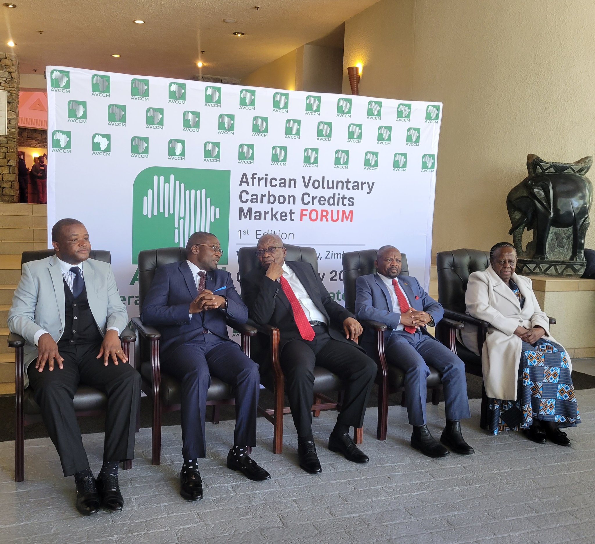 Minister Ndhlovu officially opened the Africa Voluntary Carbon Credit Market Forum
