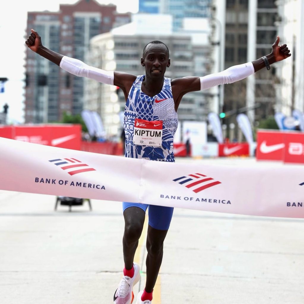387741054_18308375194119837_3332735944968097984_n-1024x1024 Kenyan athlete bags new world record in Chicago