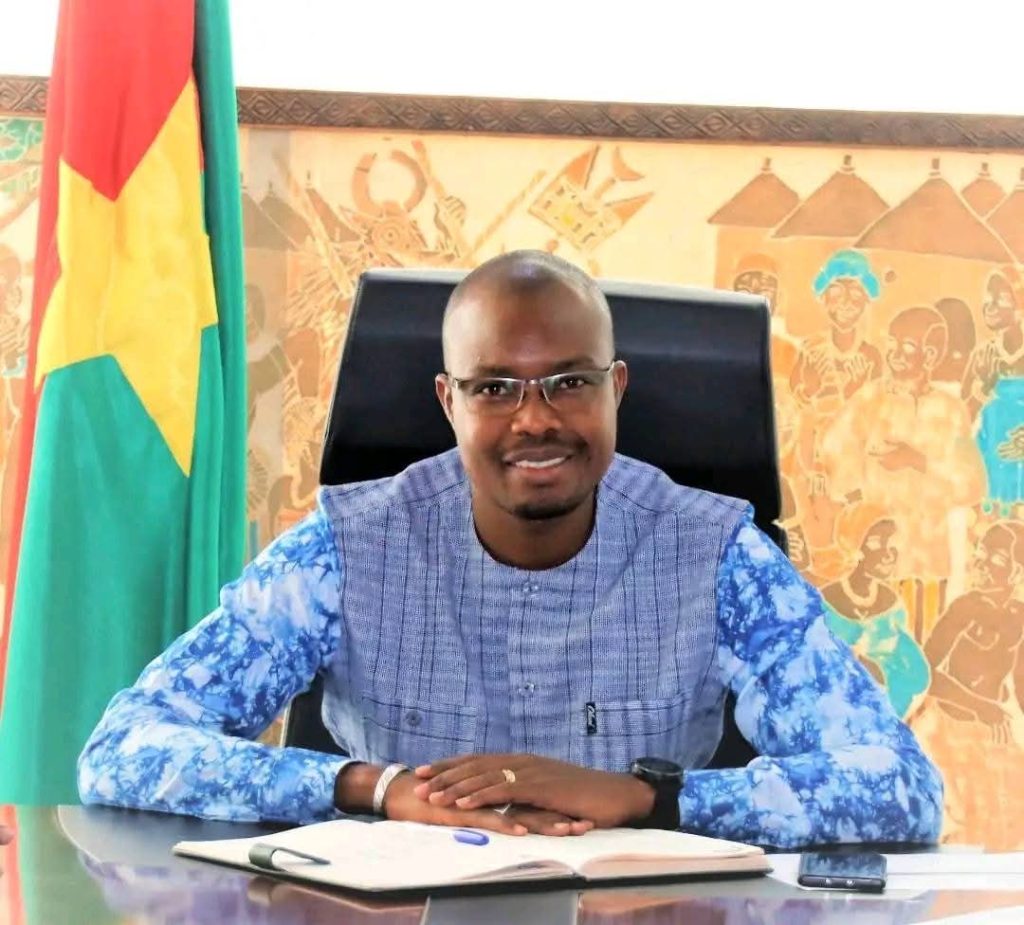 GeVeF0WWgAE0Slh-1024x925 Burkina Faso President Has a New Prime Minister