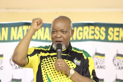 Old-Timer Calls It a Day: Veteran Politician Mantashe Hangs Up His Hat