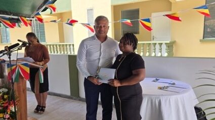 Seychelles: Eight Families Receive New Homes as Phase II of Vilaz Pozitivite Opens at Pointe Larue